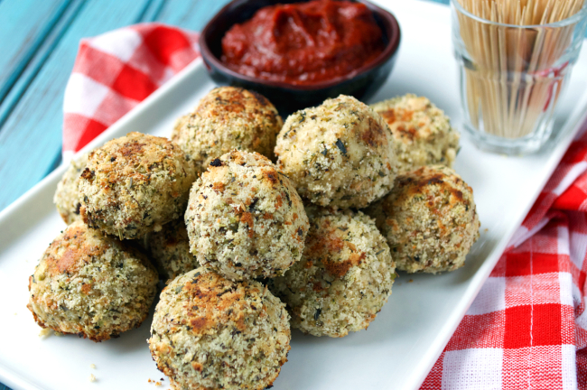 Grain-free Chicken Parmesan Meatballs with Simple Marinara Dipping Sauce | Plaid and Paleo